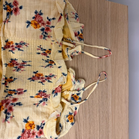 American eagle summer floral yellow crop top - Picture 4 of 4